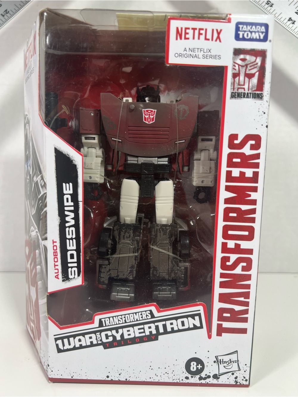 Transformers Netflix WFC Trilogy Autobot Sideswipe!